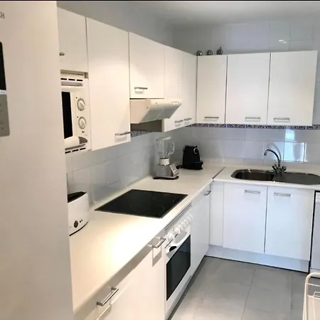 Banus Center Parking And Pool Apartment Marbella
