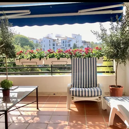 Apartment Banus Center Parking And Pool